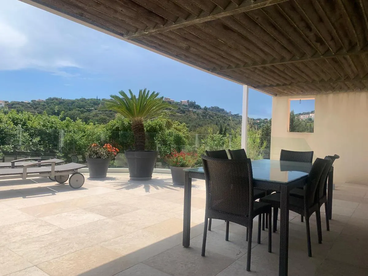 Maison Villa Contemporaine Vue Mer A Hyeres Var