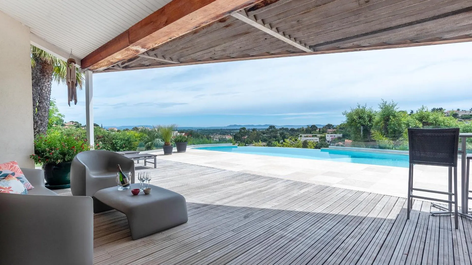 Maison Villa Contemporaine Vue Mer A Hyeres Var